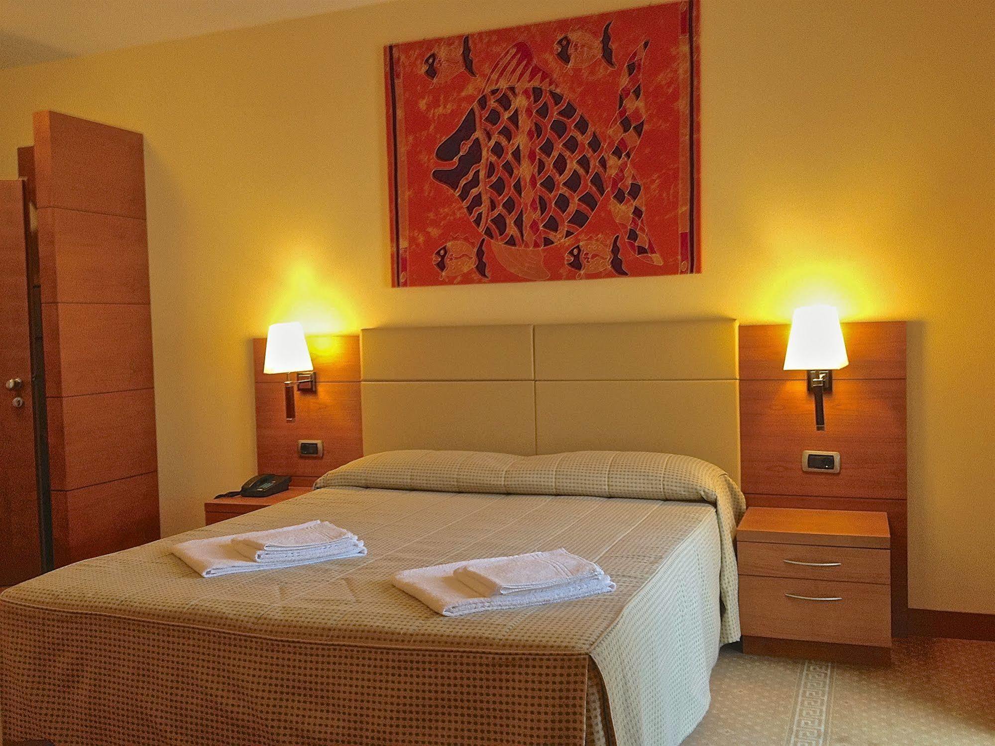 Relais San Giusto Hotel Campitello di Fassa Buitenkant foto