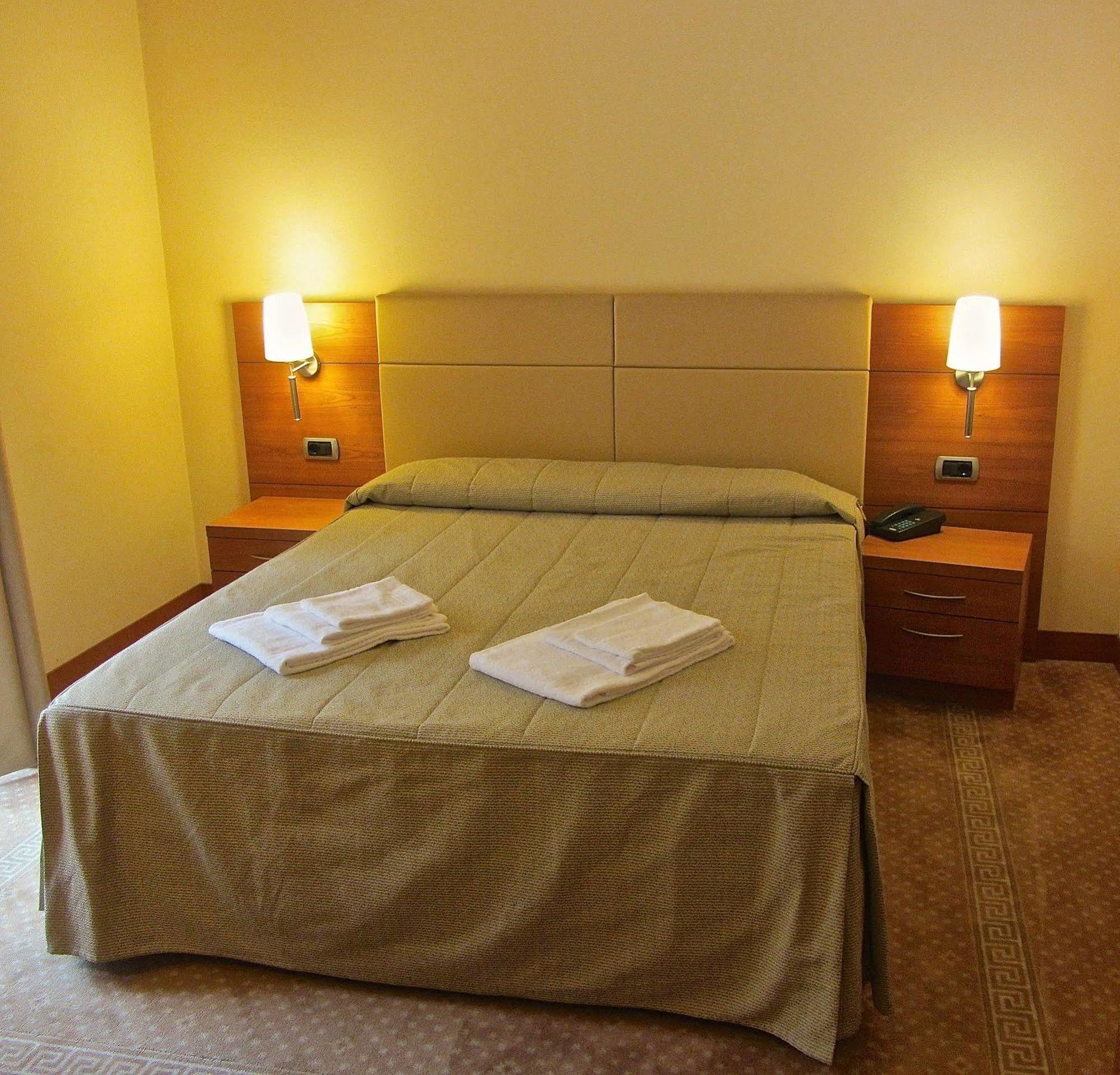 Relais San Giusto Hotel Campitello di Fassa Buitenkant foto